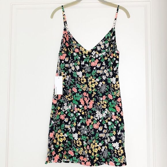 REFORMATION Marlowe dress in Flowery - Picture 2 of 13